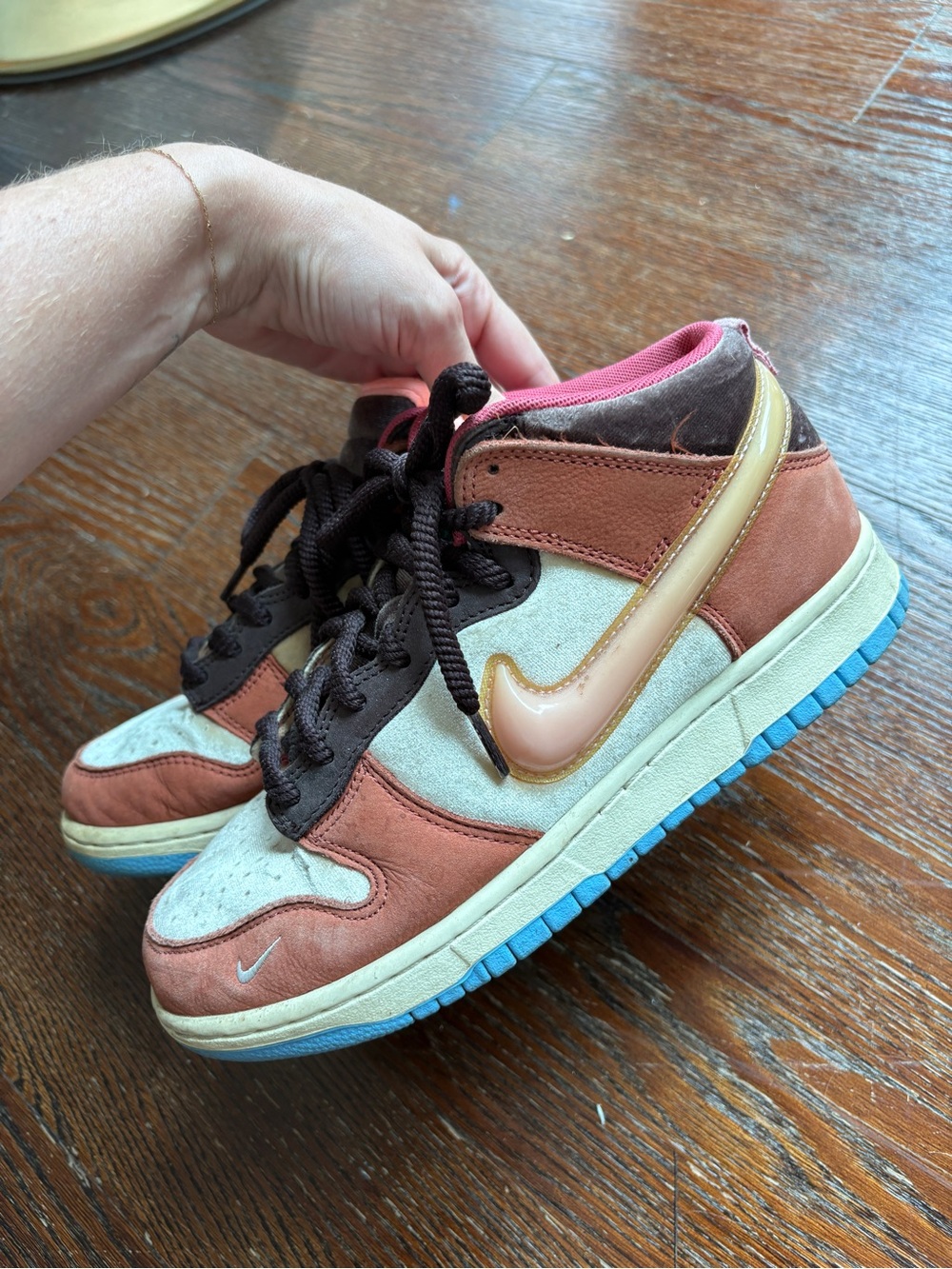 Nike x The Social Status Dunk Mid
